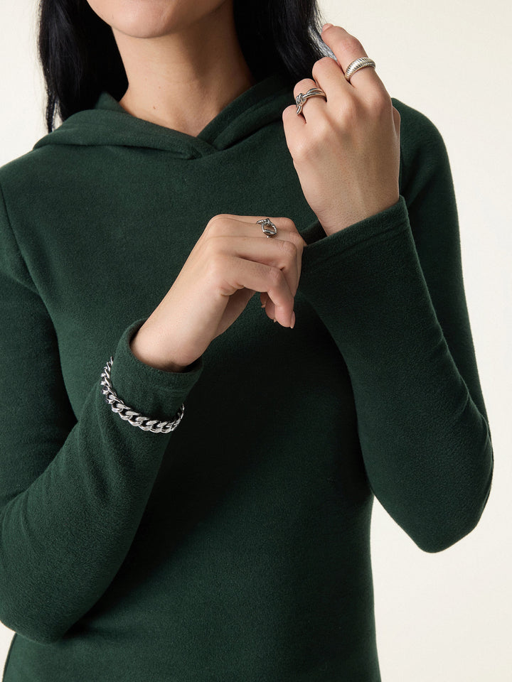 MaxWarm Slim Fitted Pullover Hoodie Brami