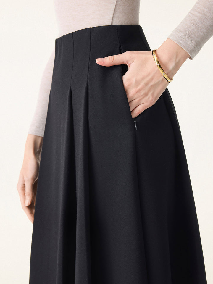 Wrinkle-Resistant A-line Tucked Pull-on Midi Skirt with Pockets